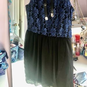 IZ Byer blue and black dress with belt